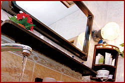 Необходимо, чтобы светильники для ванной комнаты обладали соответствующим уровнем внешней защиты